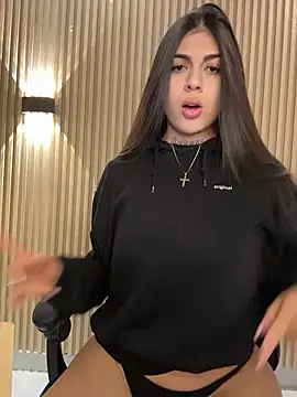 Snapshot of Sarasanders_4 chatting on November 2025 03:51:01 AM Sarasanders 4 online show from November 2025 03:51:01 AM