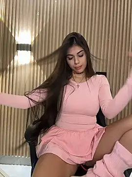 Snapshot of Sarasanders_4 chatting on November 2025 02:55:01 AM Sarasanders 4 online show from November 2025 02:55:01 AM