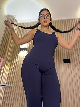 Sarasanders 4 online show from January 2026 03:42:02 AM