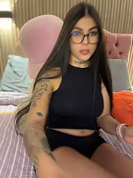 Sarasanders 4 online show from July 2026 02:42:01 AM