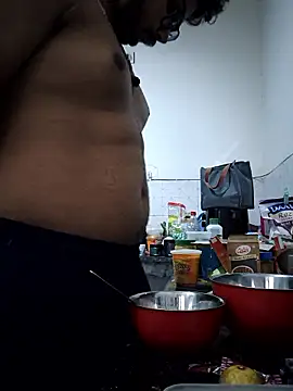 Snapshot of thebrownboi01 chatting on November 2025 01:15:01 AM thebrownboi01 online show from November 2025 01:15:01 AM