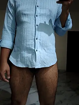 Snapshot of thebrownboi01 chatting on November 2025 10:52:02 PM thebrownboi01 online show from November 2025 10:52:02 PM