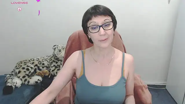 Ammillia online show from January 2025 09:39:01 AM