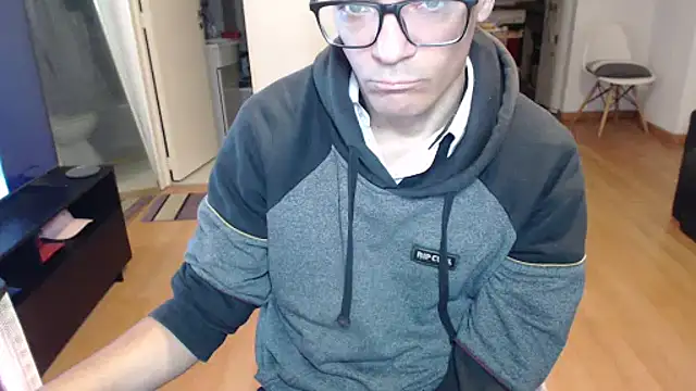 Snapshot of guachin_hunk chatting on May 2026 04:29:02 AM guachin hunk online show from May 2026 04:29:02 AM