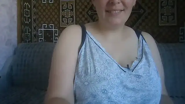 Diana Britt online show from June 2026 07:28:01 AM