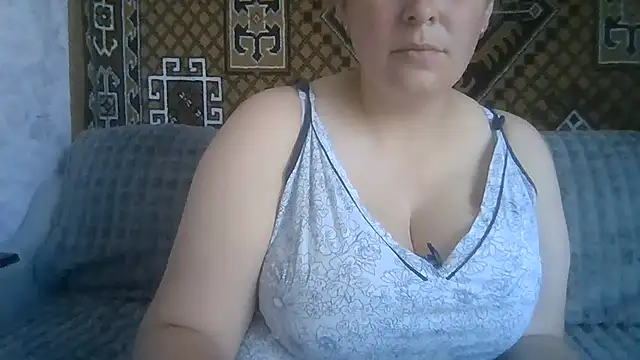 Diana Britt online show from June 2026 07:13:01 AM
