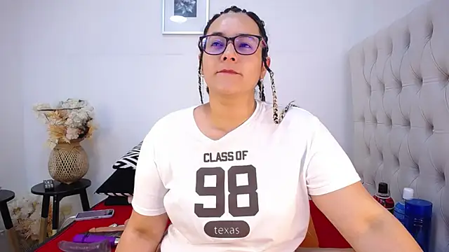 MIchelMomet online show from January 2025 11:00:02 AM