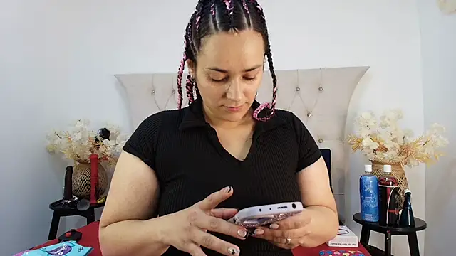 MIchelMomet online show from March 2025 01:08:02 PM