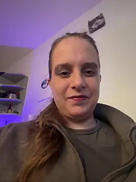 LadyChantale online show from April 2026 05:32:01 AM