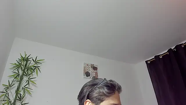 Snapshot of Giordano_Russo chatting on January 2025 07:21:01 PM Giordano Russo online show from January 2025 07:21:01 PM