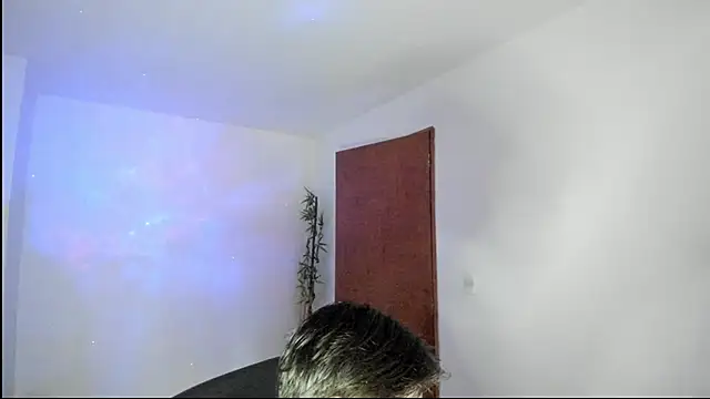 Snapshot of Giordano_Russo chatting on September 2025 10:54:01 PM Giordano Russo online show from September 2025 10:54:01 PM