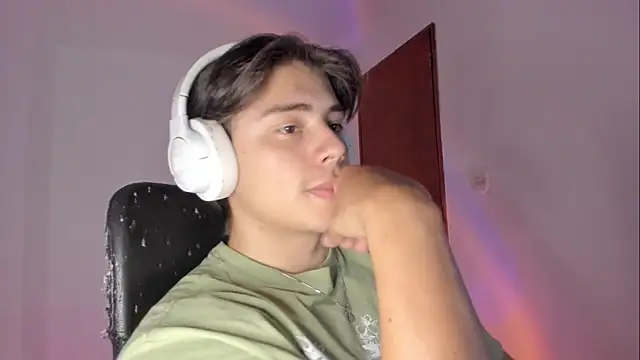 Giordano Russo online show from March 2026 10:54:01 PM