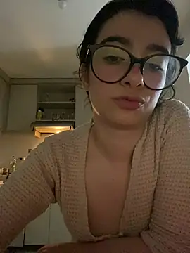  Lunnaa  online show from April 2026 02:42:01 AM