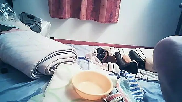 Manulingus online show from February 2026 01:02:02 AM