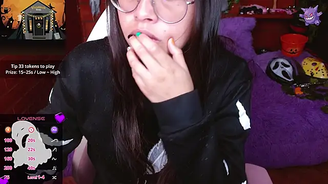 MidoriQuiinn online show from October 2025 02:05:01 PM