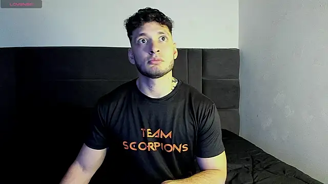 alejandro  2 online show from November 2025 07:36:02 PM