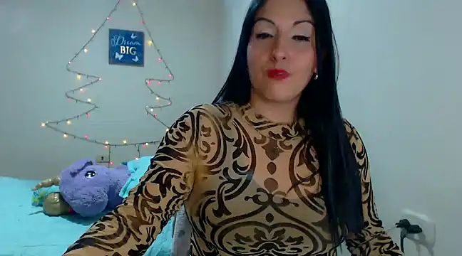 Snapshot of sahtlove1 chatting on December 2024 11:37:01 PM sahtlove1 online show from December 2024 11:37:01 PM