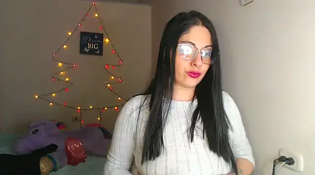 Snapshot of sahtlove1 chatting on December 2024 07:54:02 AM sahtlove1 online show from December 2024 07:54:02 AM
