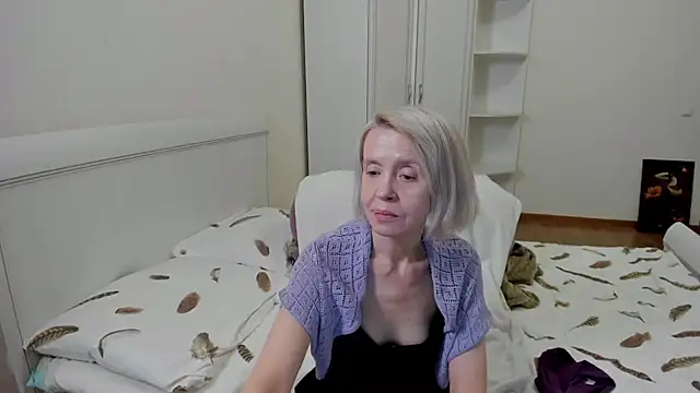 Snapshot of aminalive chatting on October 2025 06:28:02 PM aminalive online show from October 2025 06:28:02 PM