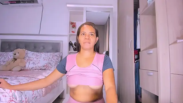 sharonDulce online show from February 2025 12:05:02 PM