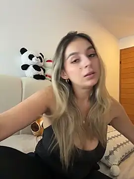 oriana zoeee online show from February 2026 08:42:02 PM