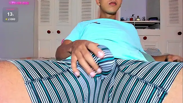 Snapshot of boy_bigcock24cm chatting on March 2025 07:31:02 PM boy bigcock24cm online show from March 2025 07:31:02 PM