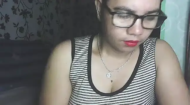 lovely samxxx24 online show from February 2025 07:03:02 PM