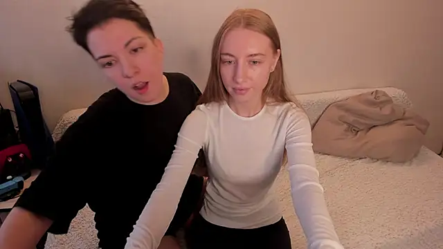 Snapshot of secret_dreams__ chatting on February 2025 11:24:02 AM secret dreams online show from February 2025 11:24:02 AM