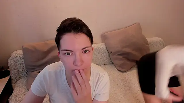 Snapshot of secret_dreams__ chatting on February 2025 08:06:02 AM secret dreams online show from February 2025 08:06:02 AM
