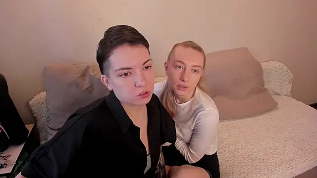 Snapshot of secret_dreams__ chatting on February 2025 08:27:02 AM secret dreams online show from February 2025 08:27:02 AM