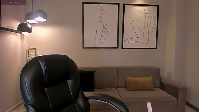 NinaMichelle online show from July 2026 06:13:01 PM