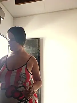 sweet lucia online show from January 2026 02:54:02 PM