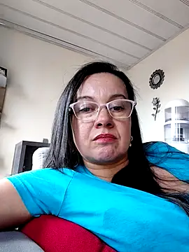 Sonialorens  online show from June 2026 09:08:02 PM