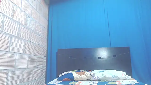 Snapshot of isabella_dirty69 chatting on February 2025 03:10:02 AM isabella dirty69 online show from February 2025 03:10:02 AM