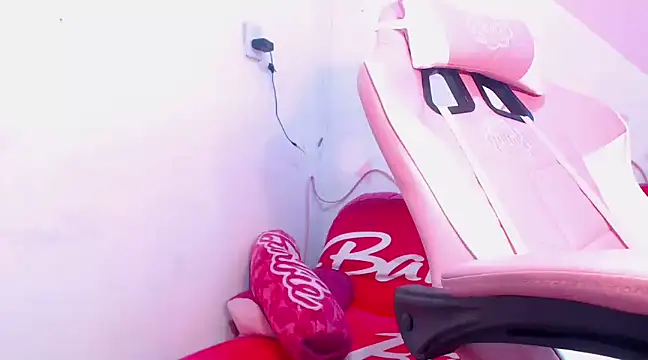 ashley 19xx online show from December 2024 03:03:02 AM