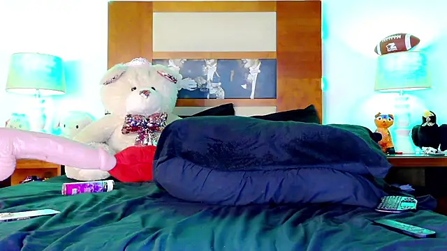 ashley 19xx online show from October 2025 05:21:01 PM