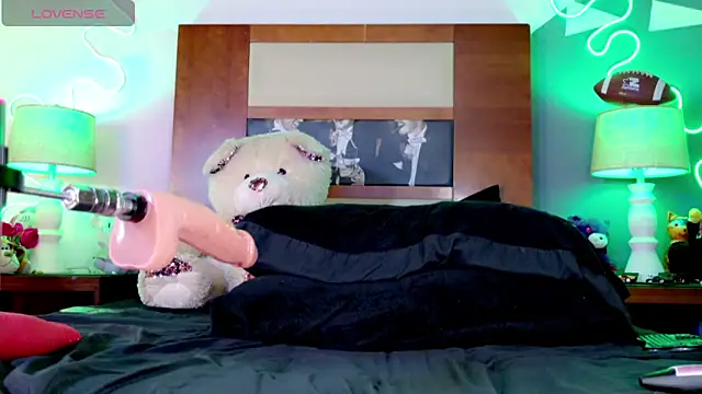 ashley 19xx online show from April 2026 12:41:01 AM