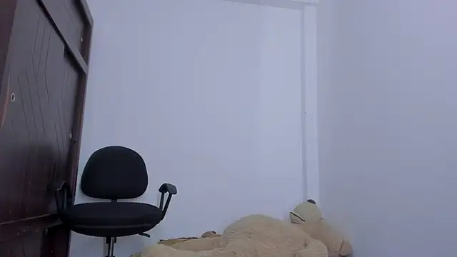 Emma lean online show from September 2025 11:14:01 AM