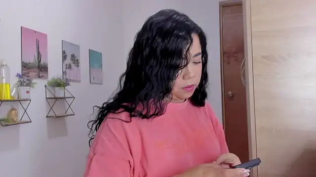 Emma lean online show from March 2026 06:15:02 PM