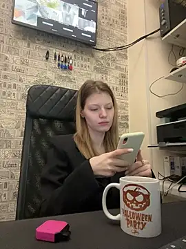 MaryHiggins online show from January 2025 07:13:02 AM