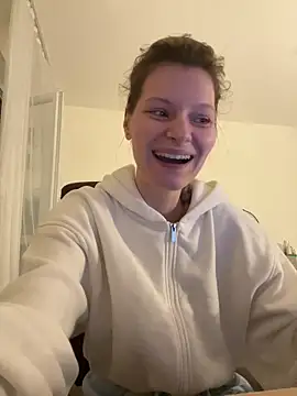 MaryHiggins online show from October 2025 03:35:02 PM