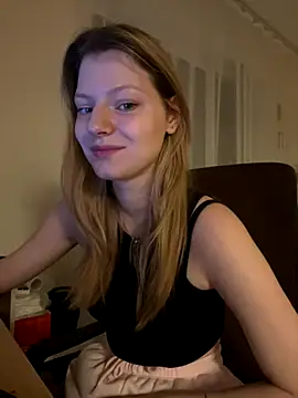 MaryHiggins online show from November 2025 04:07:02 PM