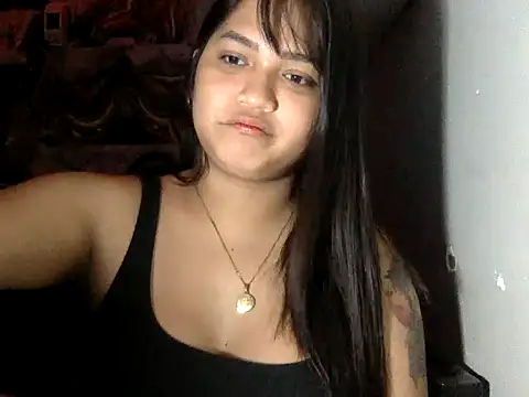 EmpressYna online show from April 2026 01:00:01 AM