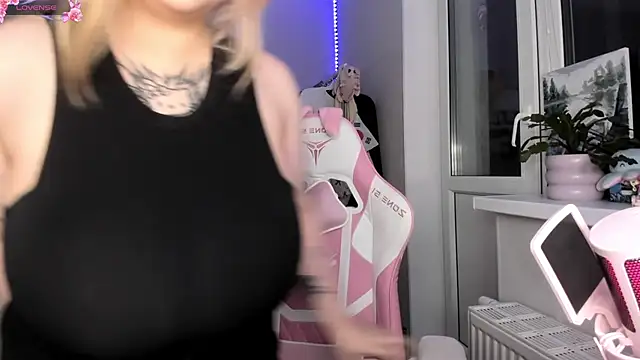 B Ratz online show from September 2025 09:42:01 PM