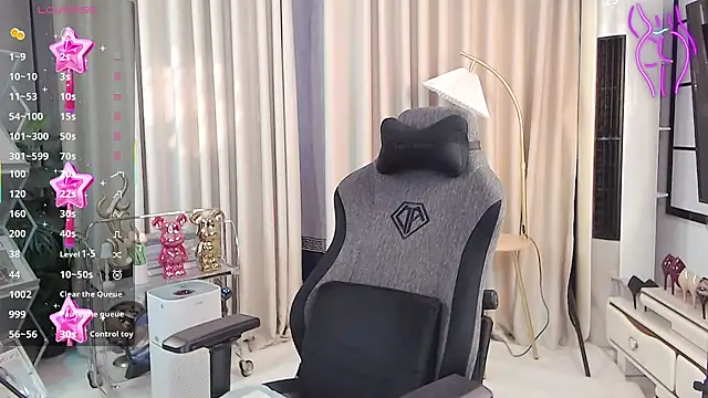 Judy0523 online show from October 2025 02:58:02 AM