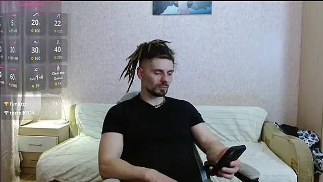 Aestheticguy101 online show from April 2026 07:58:01 PM