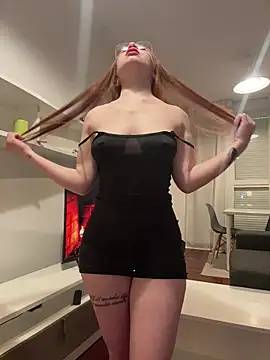 redheaddoll22 online show from March 2026 10:45:02 AM