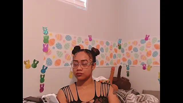 RylHoneyy online show from March 2026 12:54:01 AM