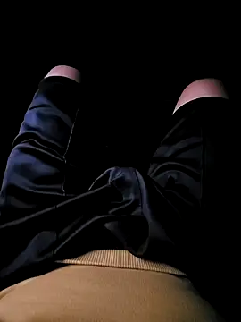 vansh1802 online show from February 2025 04:05:01 AM