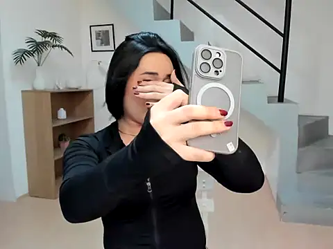 Sexysafarahh online show from April 2026 01:30:02 AM